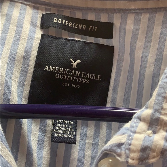 Button up - Picture 2 of 3